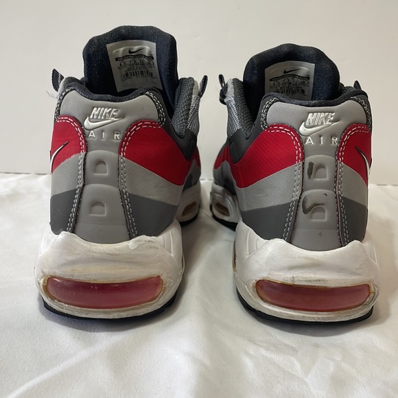 Nike Air Max 95 - Gray w/ stripes - Picture 9 of 13